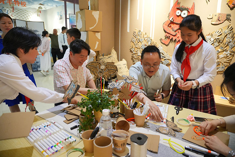 作品體驗(yàn)區(qū)。成都市清波小學(xué)校供圖