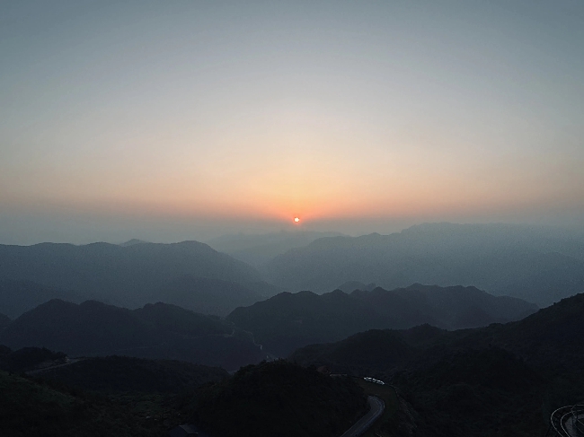 八臺山日出。李銘楓攝